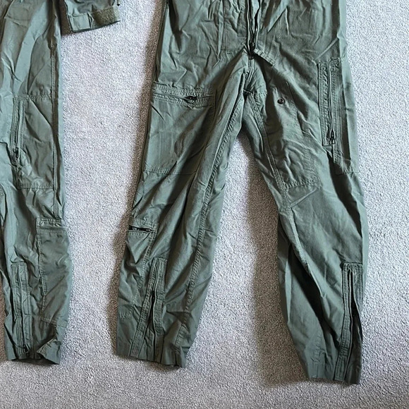 USAF Green Flyers Coveralls Conductive Fiber 42R EUC Maj. Patches - Picture 3 of 8